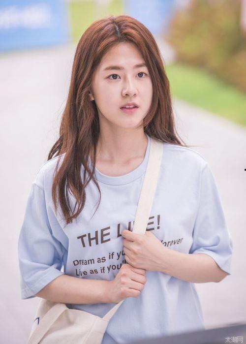 韩胜妍的生活照,镜头下的生活美学  第3张