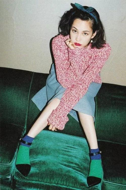 水原希子电脑背景,水原希子电脑背景下的时尚魅力与生活态度  第3张